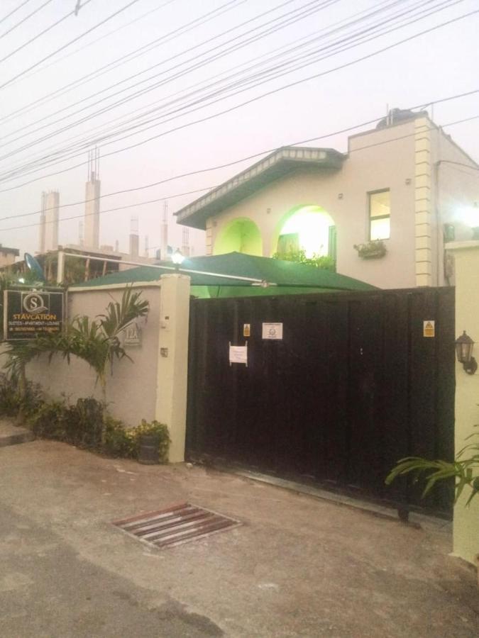 Staycation Suites And Apartment Lagos Eksteriør bilde