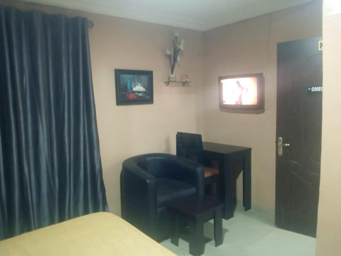 Staycation Suites And Apartment Lagos Eksteriør bilde